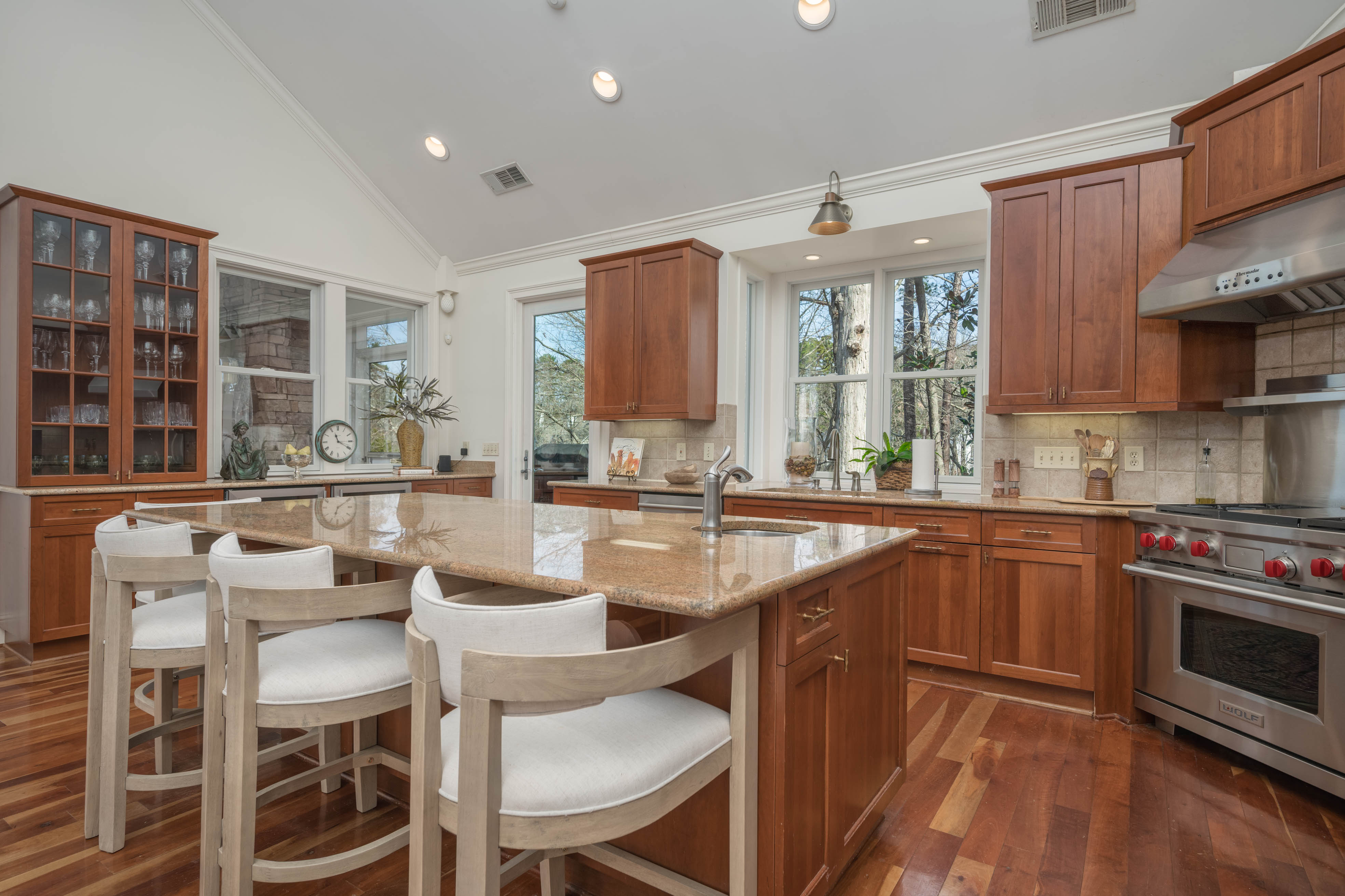 1041 Ruth's Way image 24